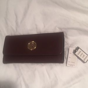 Woman’s Brown wallet